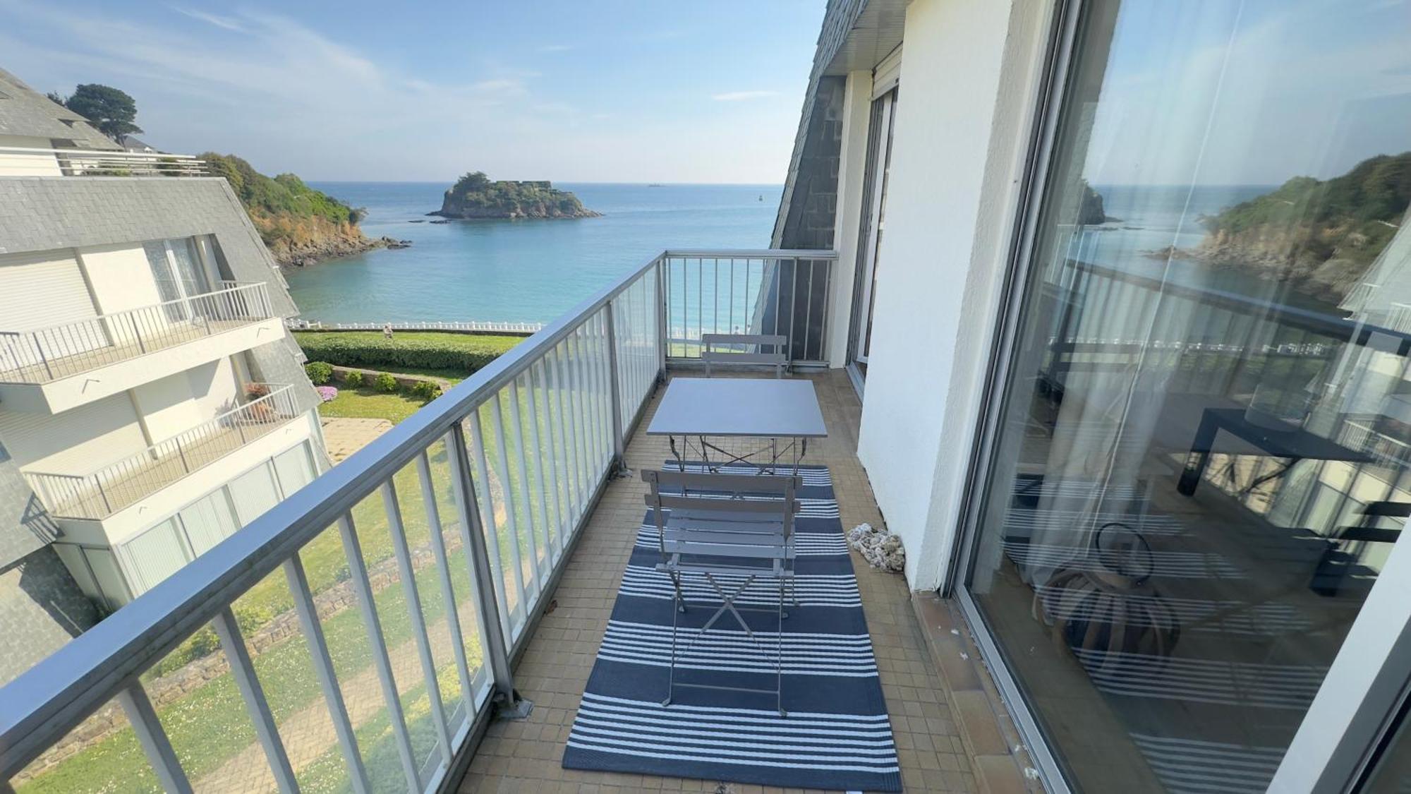Appartement Pied Dans L'Eau - La Comtesse Saint-Quay-Portrieux Exterior foto